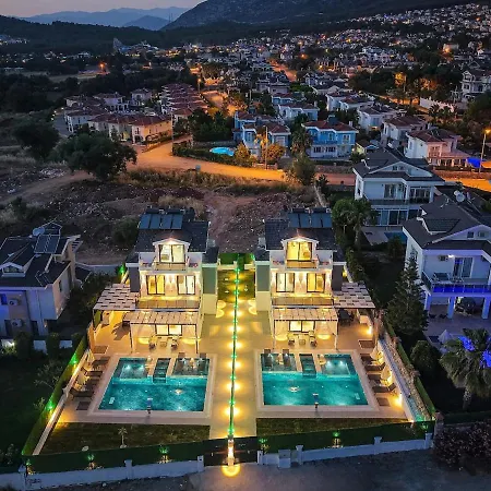Detached With Private Pool In Oeluedeniz, * 费特希耶